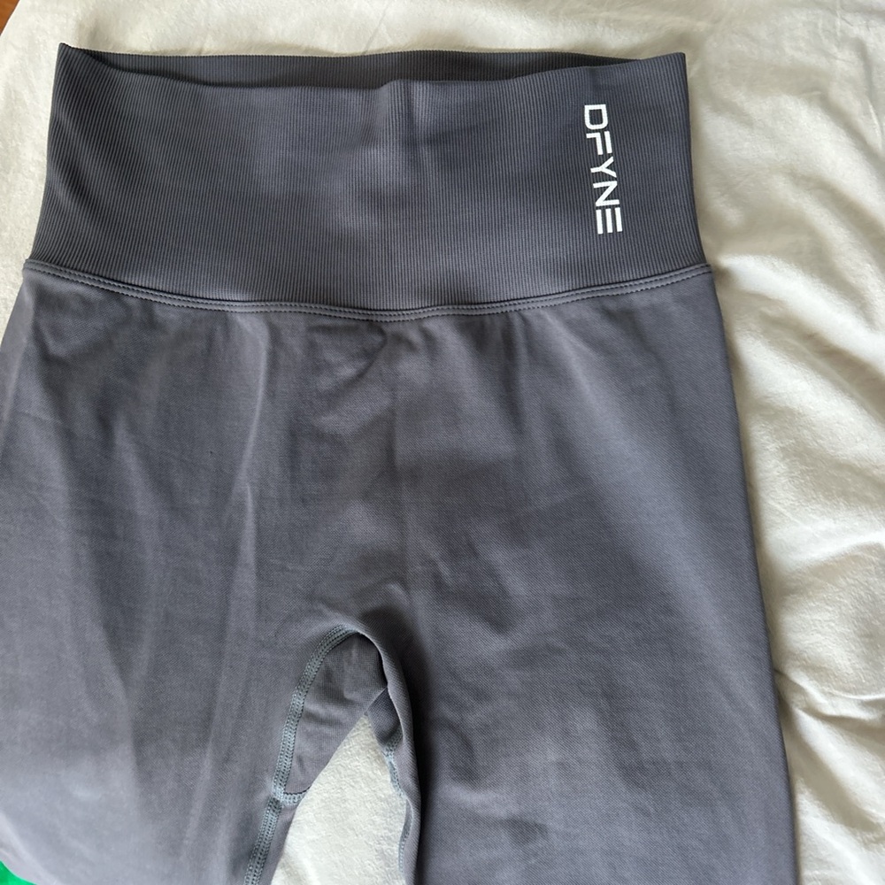 DFYNE GREY DYNAMIC LEGGINGS